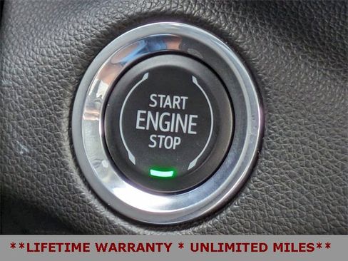 Used 2023 Buick Envision Avenir image 35