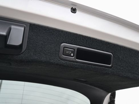 Used 2019 Lexus RX 350 AWD w/ Navigation Package image 17