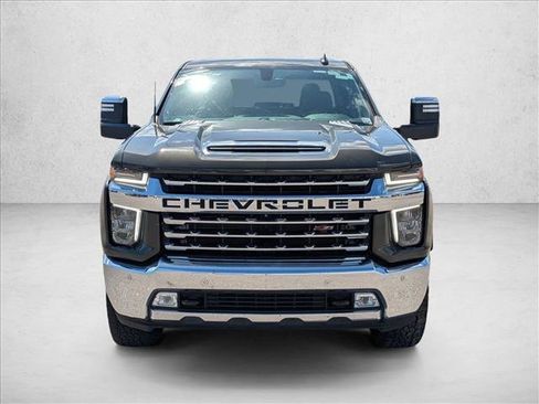Used 2022 Chevrolet Silverado 2500 LTZ w/ LTZ Plus Package AWD/4WD image 2