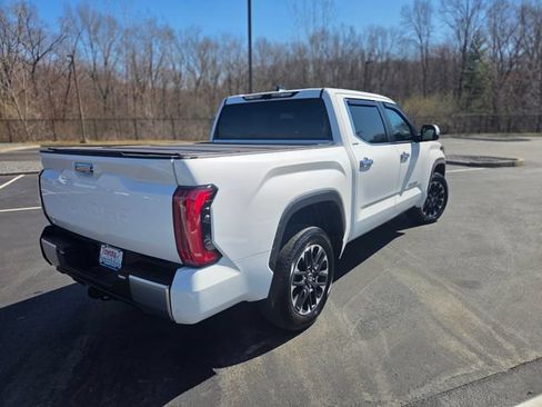 Used 2026 Toyota Tundra Limited AWD/4WD image 4
