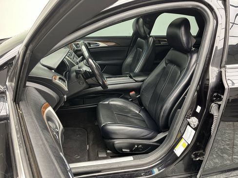 Used 2019 Lincoln MKZ Reserve image 11