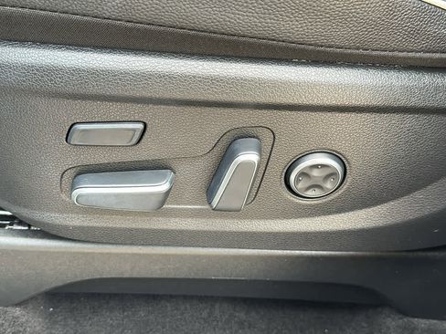 Used 2023 Hyundai Palisade Limited image 13