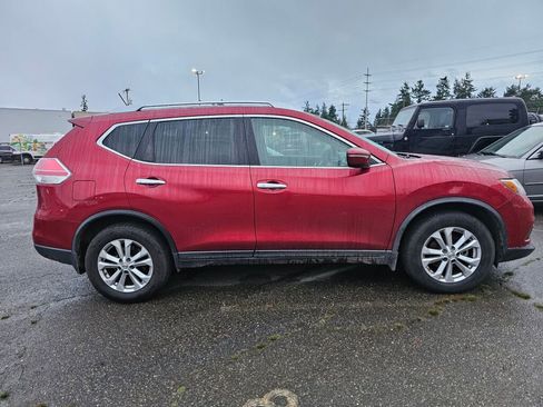 Used 2015 Nissan Rogue SV image 9