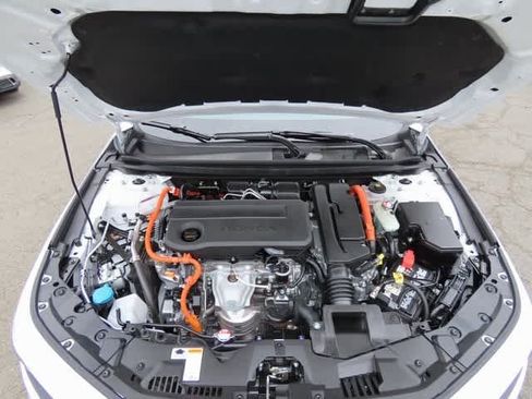 Certified 2025 Honda Accord Sport image 10