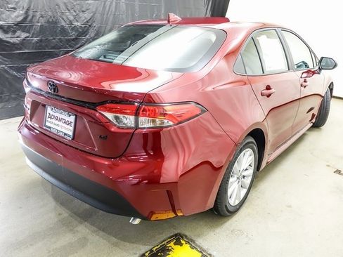 New 2026 Toyota Corolla LE image 7