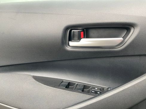 Used 2026 Toyota Corolla SE image 12