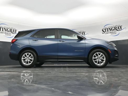 Used 2024 Chevrolet Equinox LS w/ Driver Confidence II Package FWD image 36
