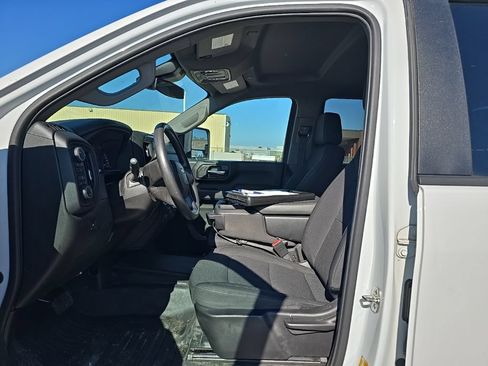 Used 2025 Chevrolet Silverado 2500 W/T w/ WT Convenience Package AWD/4WD image 10