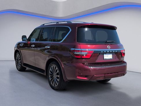 Used 2023 Nissan Armada Platinum w/ Captain's Chairs Package RWD image 3