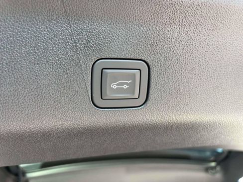New 2026 GMC Yukon Denali w/ Advanced Technology Package AWD/4WD image 19