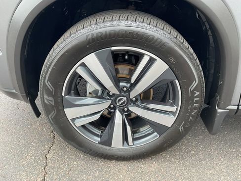 Used 2023 Nissan Rogue SL w/ SL Premium Package AWD/4WD image 9