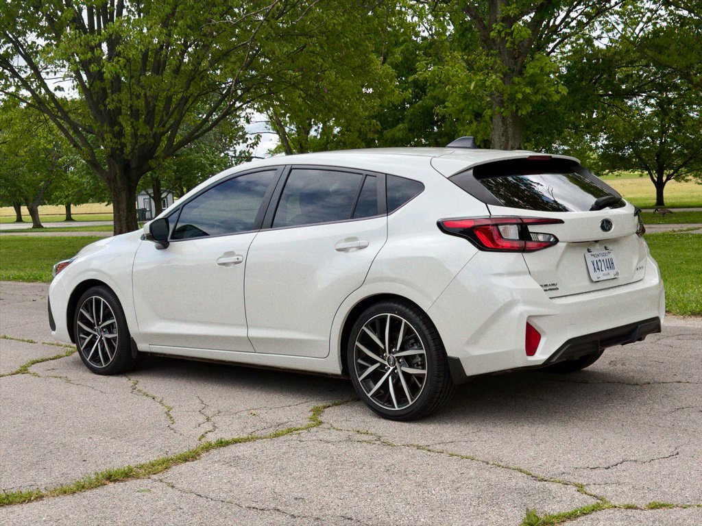 Used 2024 Subaru Impreza 2.0i Sport w/ Popular Package #1 AWD/4WD image 6