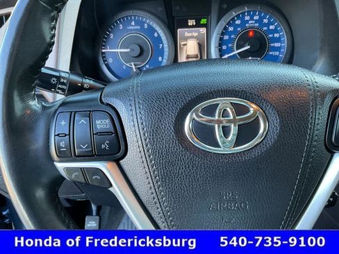 Used 2020 Toyota Sienna Limited Premium w/ Carpet Mat Package AWD/4WD image 38