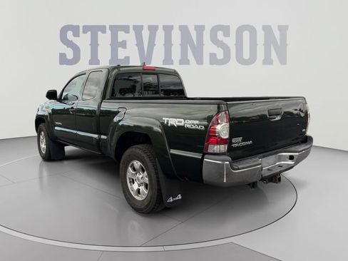 Used 2014 Toyota Tacoma 4x4 Access Cab V6 w/ TRD Off-Road Package image 3