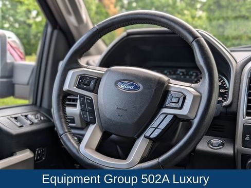 Used 2019 Ford F150 Lariat w/ Equipment Group 502A Luxury AWD/4WD image 15
