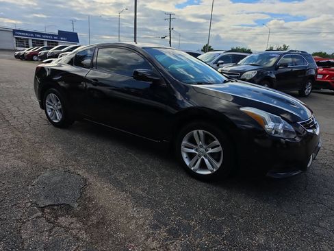 Used 2011 Nissan Altima 2.5 S w/ Convenience Pkg FWD image 6