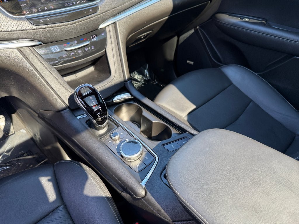 Used 2023 Cadillac XT5 Premium Luxury AWD/4WD image 19