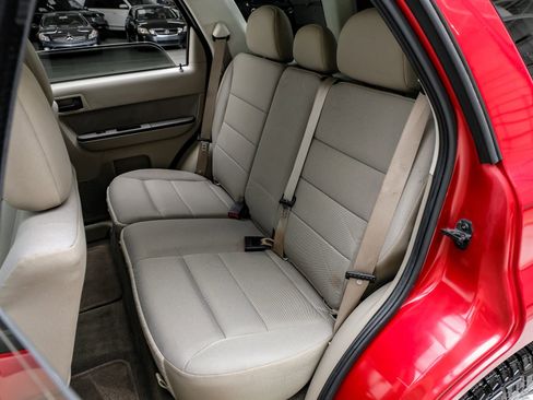 Used 2011 Ford Escape XLT image 38
