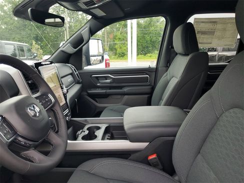 New 2025 RAM 1500 Big Horn image 8
