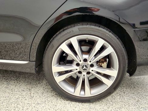 Used 2019 Mercedes-Benz C 300 4MATIC Sedan image 9