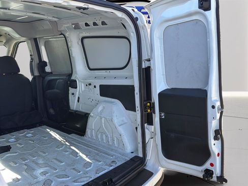 Used 2022 RAM ProMaster City Tradesman FWD image 26