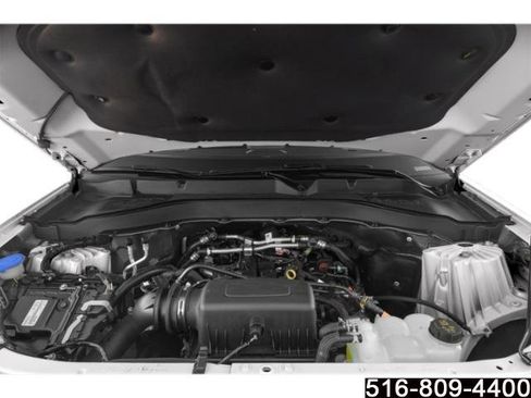 Used 2023 Ford Explorer XLT w/ Equipment Group 202A image 13