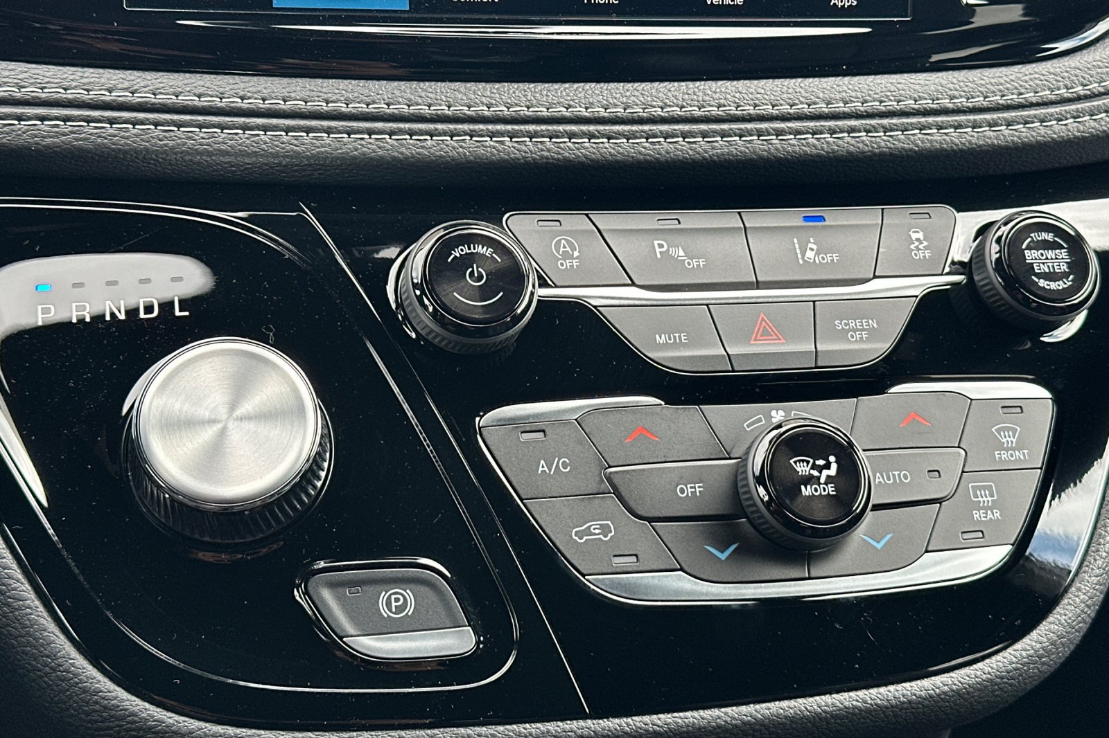 New 2026 Chrysler Pacifica Select FWD image 20