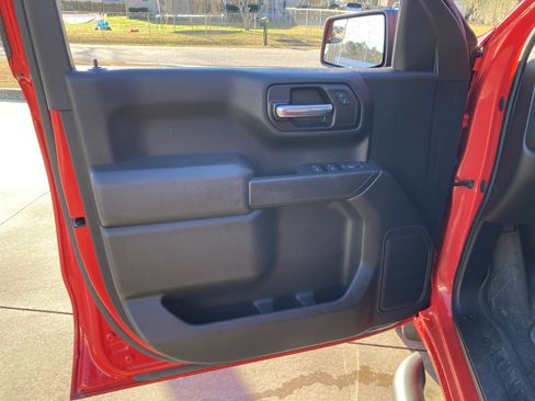 Used 2020 Chevrolet Silverado 1500 Custom w/ Rally Edition image 11