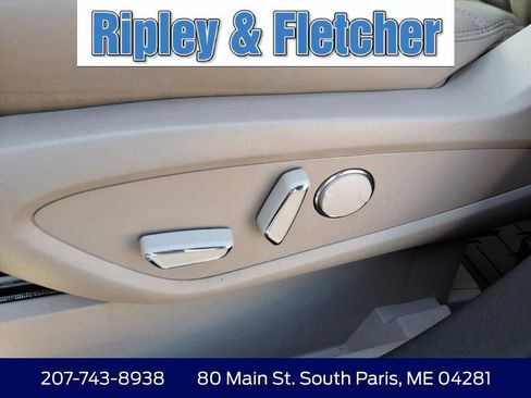 Used 2021 Lincoln Nautilus Reserve AWD/4WD image 13