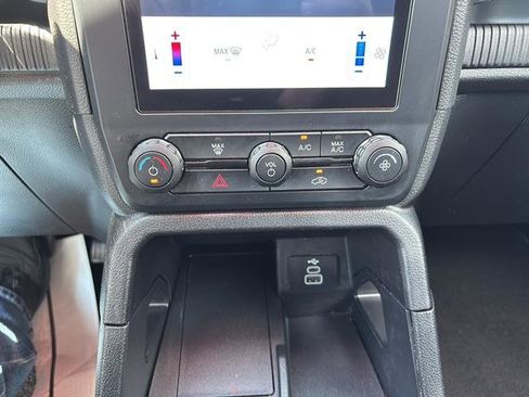 Certified 2024 Ford Ranger XL image 24