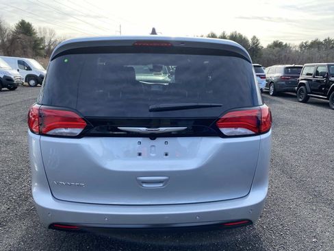 New 2026 Chrysler Voyager LX image 4