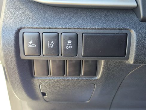Used 2024 Mitsubishi Eclipse Cross AWD image 31