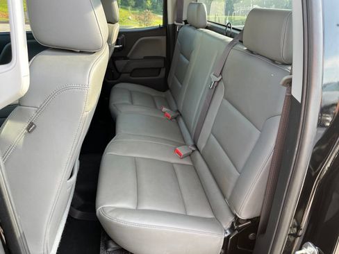 Used 2017 GMC Sierra 1500 4x4 Double Cab w/ Sierra Convenience Package image 9