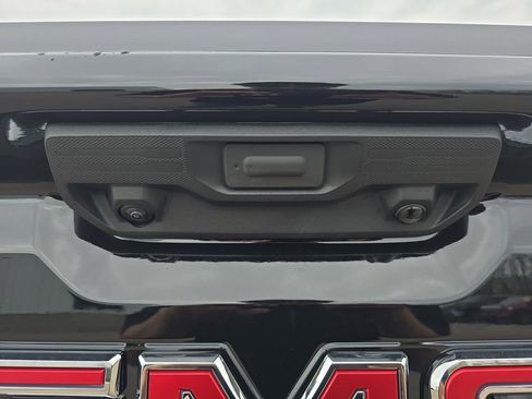 New 2026 GMC Sierra 1500 Elevation AWD/4WD image 13