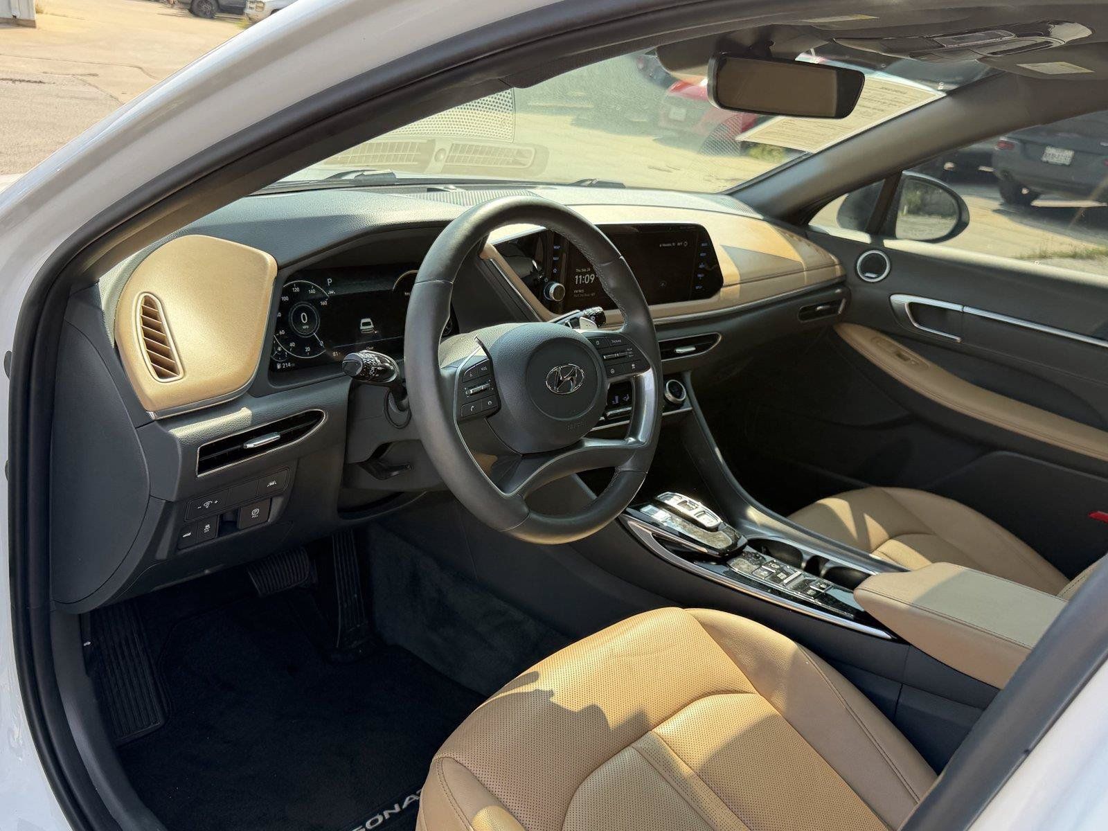 Used 2023 Hyundai Sonata Limited FWD image 15