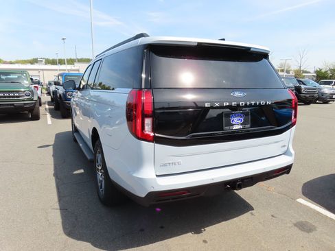 New 2026 Ford Expedition Max Active image 6