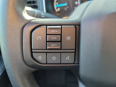 Certified 2022 Ford F150 XL w/ STX Black Appearance Package AWD/4WD image 5