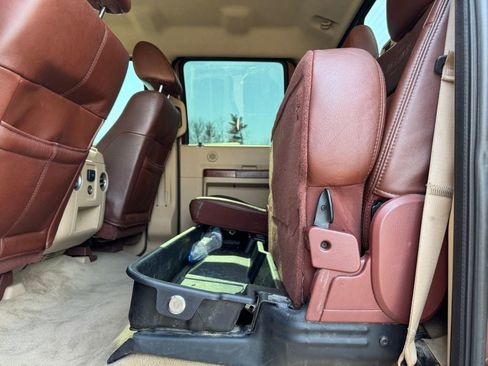 Used 2011 Ford F350 King Ranch w/ King Ranch w/Chrome Pkg image 39