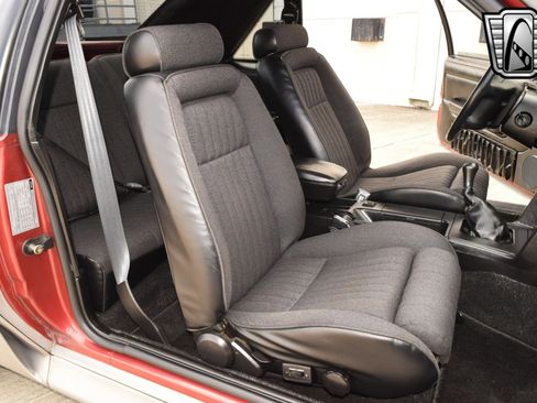 Used 1991 Ford Mustang GT image 24
