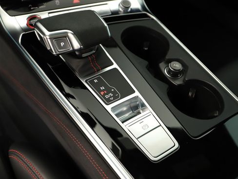 Used 2024 Audi RS 7 Performance w/ Black Optic Package AWD/4WD image 29