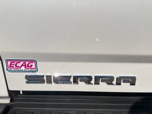 Used 2018 GMC Sierra 2500 Denali w/ Duramax Plus Package AWD/4WD image 41