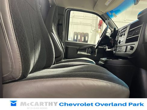 Used 2024 GMC Savana 2500 w/ Driver Convenience Package RWD image 22