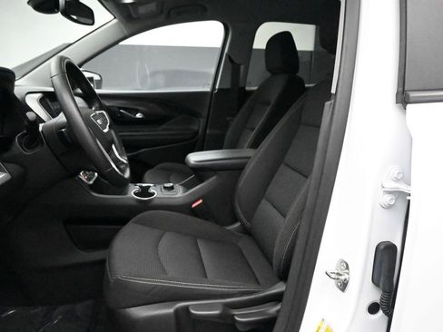 Used 2024 GMC Terrain SLE AWD/4WD image 10