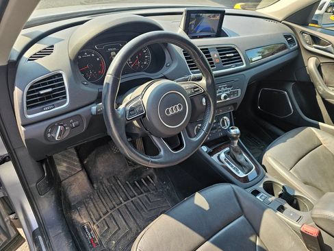 Used 2015 Audi Q3 2.0T Prestige w/ Prestige Package AWD/4WD image 19