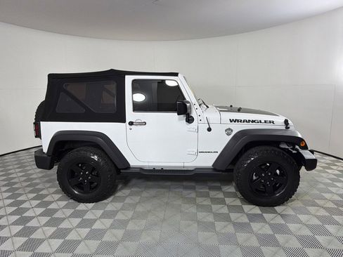 Used 2017 Jeep Wrangler Sport AWD/4WD image 4