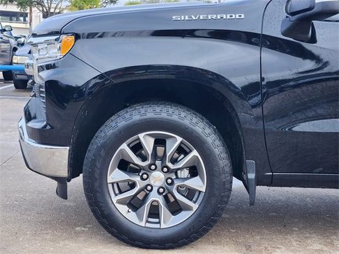 Used 2024 Chevrolet Silverado 1500 LT image 8