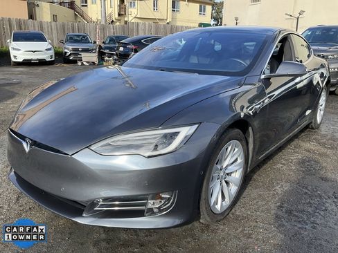 Used 2019 Tesla Model S 100D image 88
