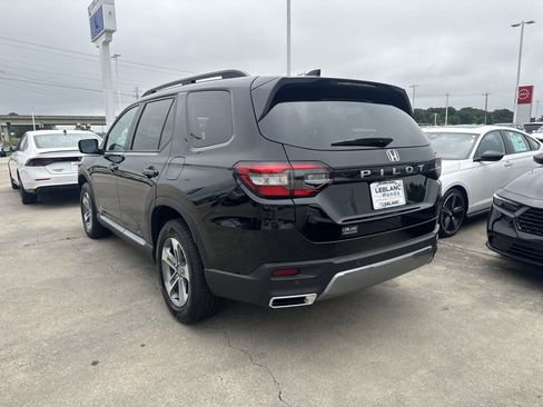 Certified 2026 Honda Pilot EX-L image 11