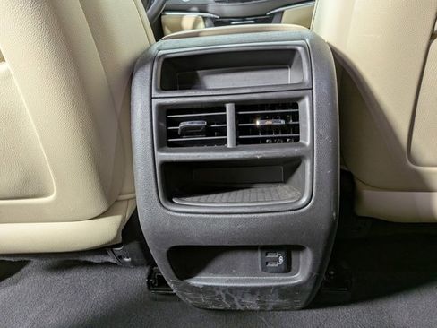 Used 2017 Cadillac XT5 FWD w/ LPO, Wheel Lock Package image 24