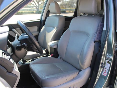 Used 2015 Subaru Forester 2.5i Touring image 6